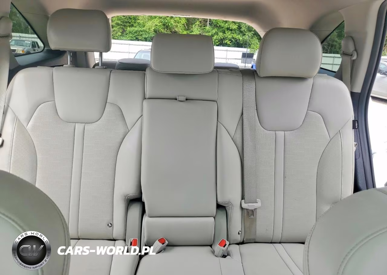 2025 Kia Sorento S VIN:5XYRL4JC9SG332224 - 10