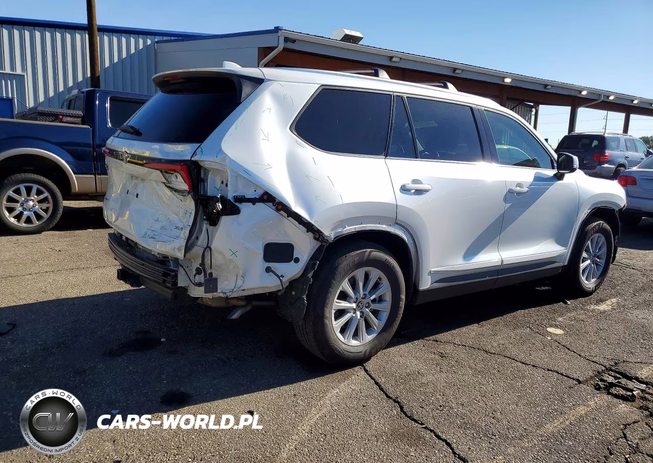 2026 Toyota Grand Highlander Hybrid Xle VIN:5TDACAB59TS074237 - 3
