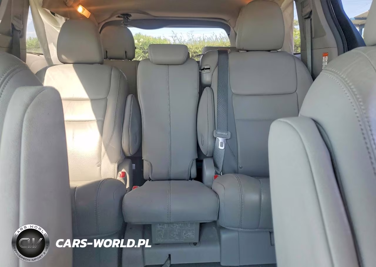 2016 Toyota Sienna Xle 8-Passenger VIN:5TDYK3DC4GS697179 - 10