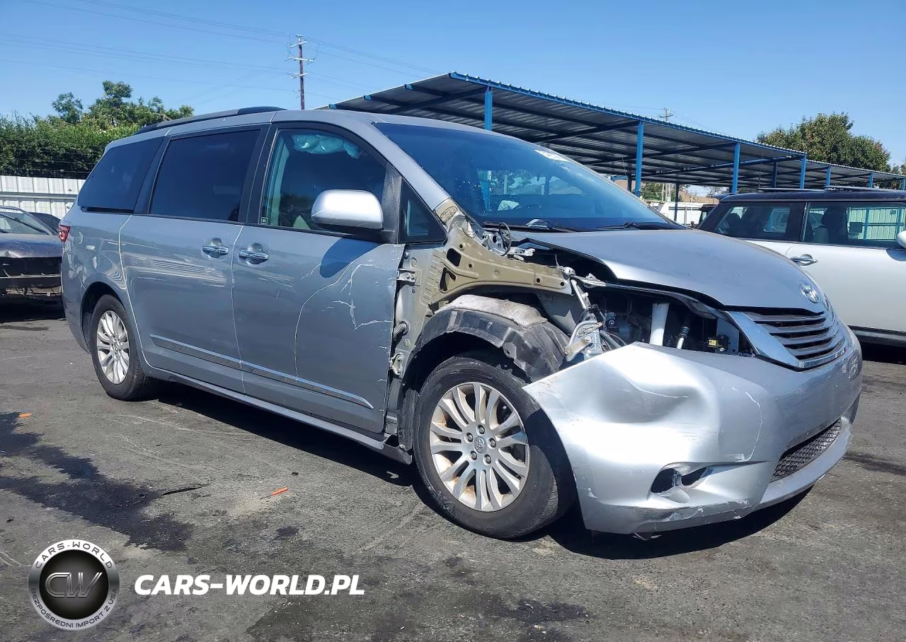 2016 Toyota Sienna Xle 8-Passenger VIN:5TDYK3DC4GS697179 - 4