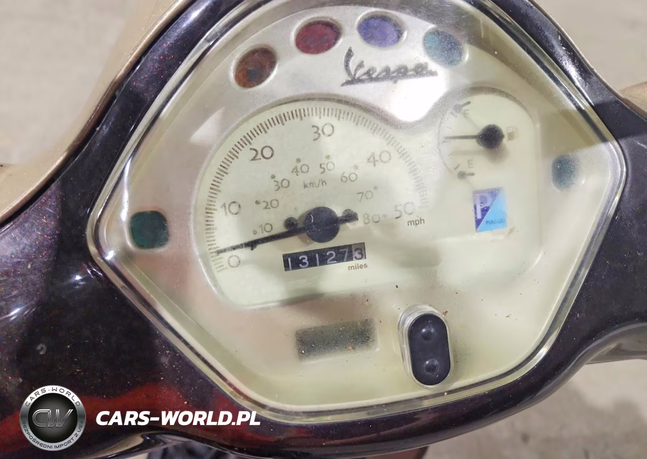 2011 Vespa Lx 50 VIN:ZAPC386B5B5300536 - 7