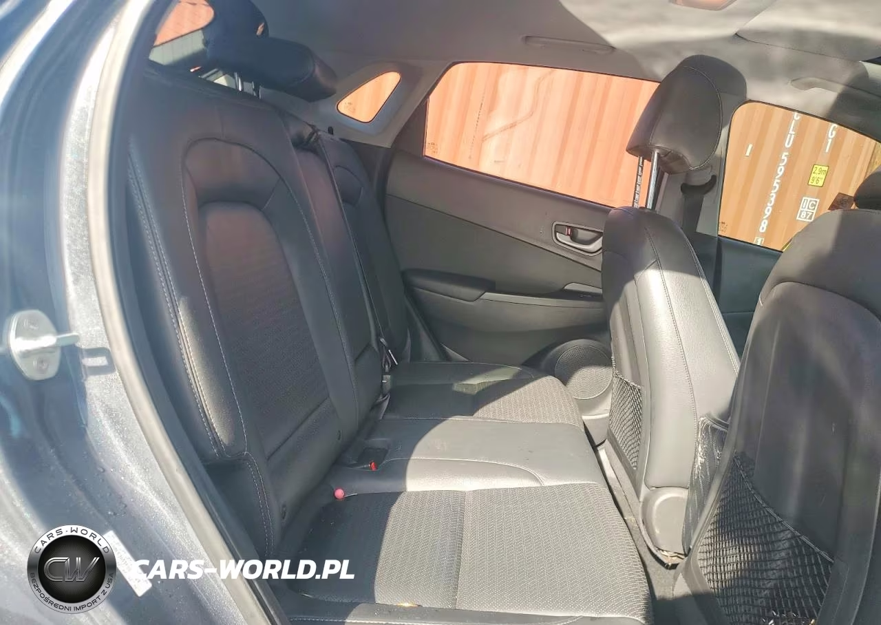 2019 Hyundai Kona Ultimate VIN:KM8K53A55KU274369 - 11