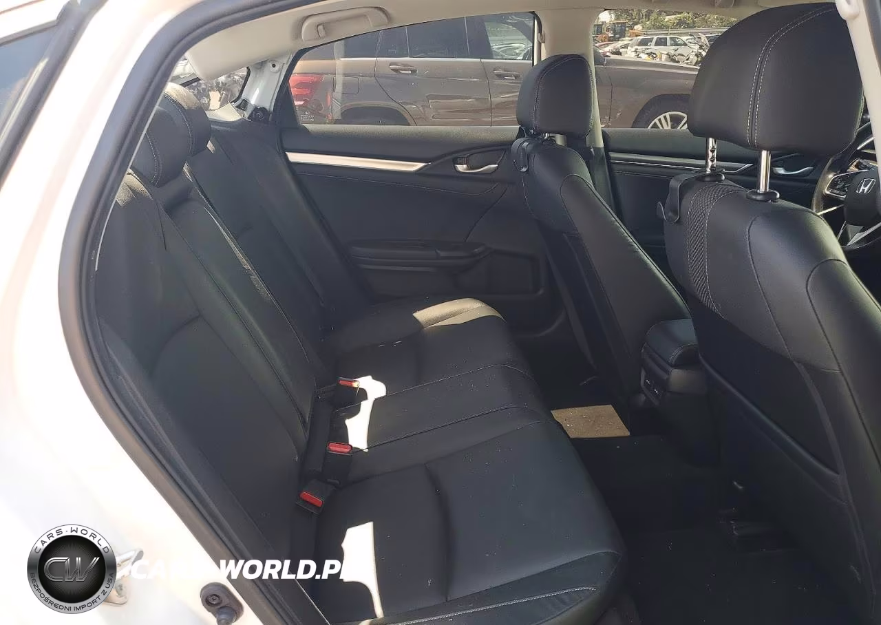 2019 Honda Civic Touring VIN:JHMFC1F92KX003102 - 10