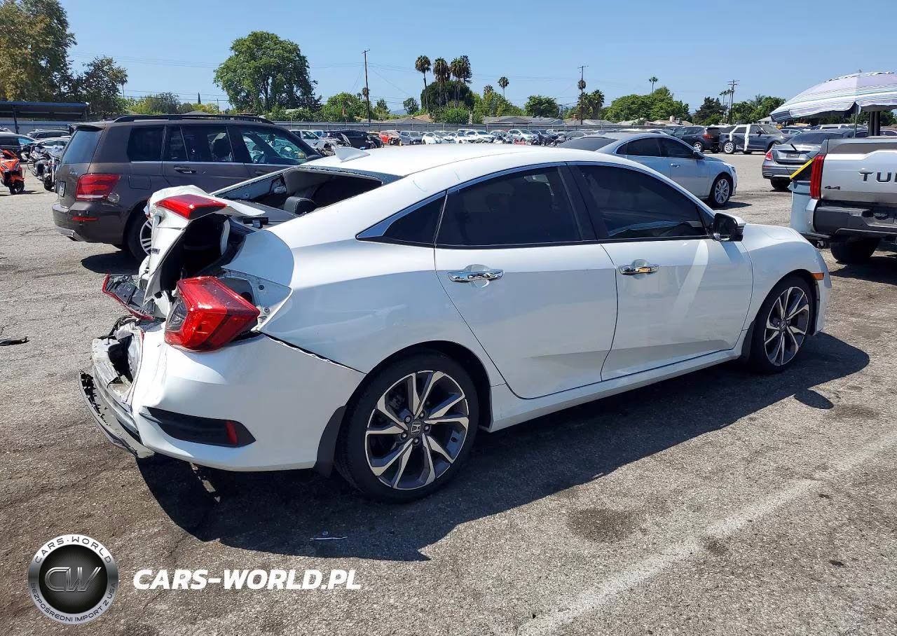 2019 Honda Civic Touring VIN:JHMFC1F92KX003102 - 3