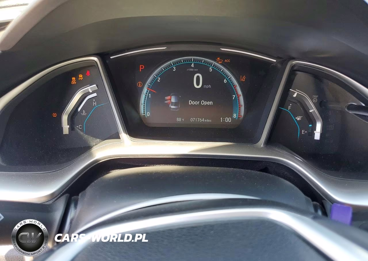2019 Honda Civic Touring VIN:JHMFC1F92KX003102 - 9