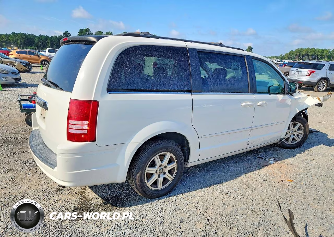 2008 Chrysler Town & Country Touring VIN:2A8HR54P68R713718 - 3