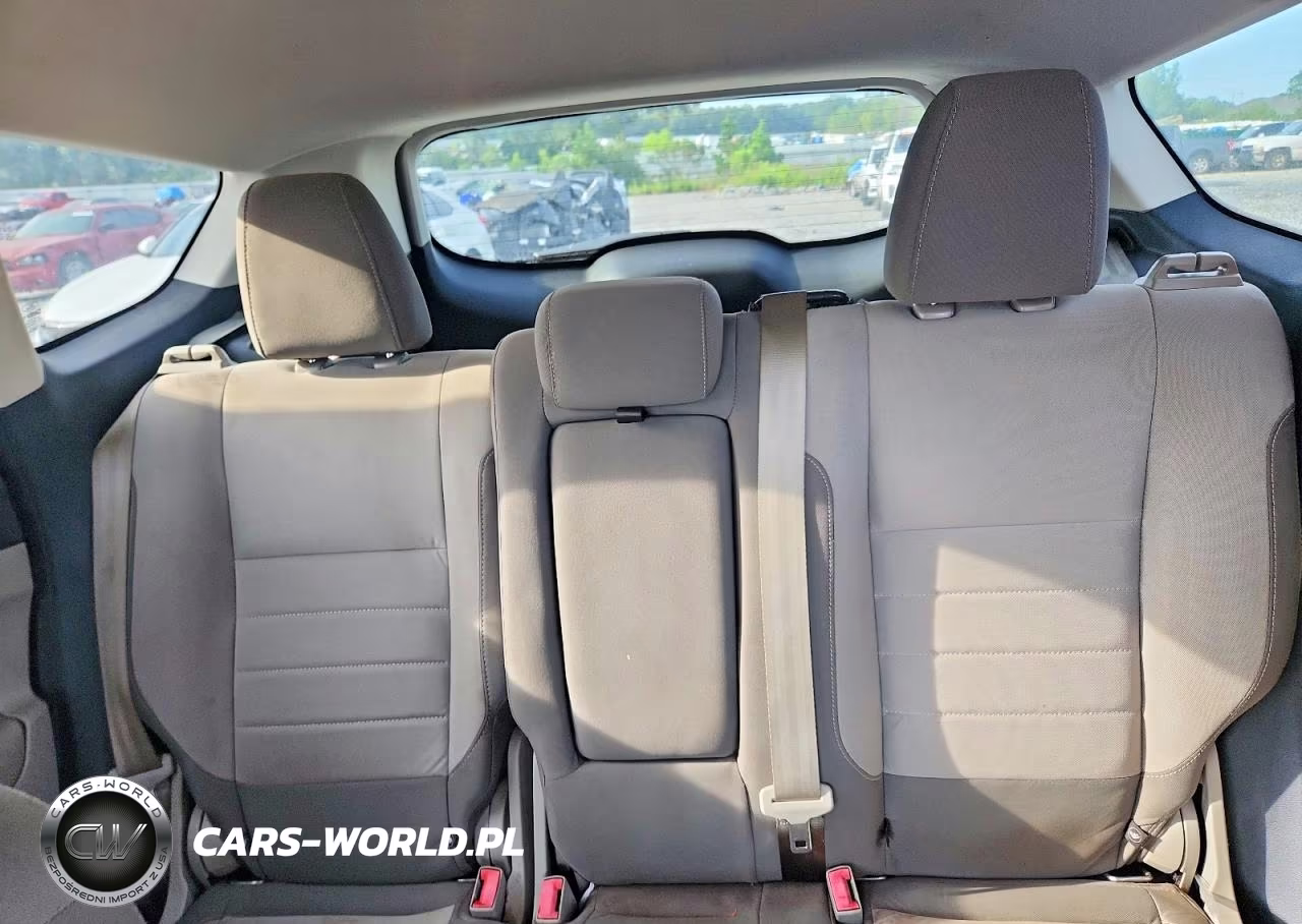 2016 Ford Escape Se VIN:1FMCU0G7XGUA90776 - 10