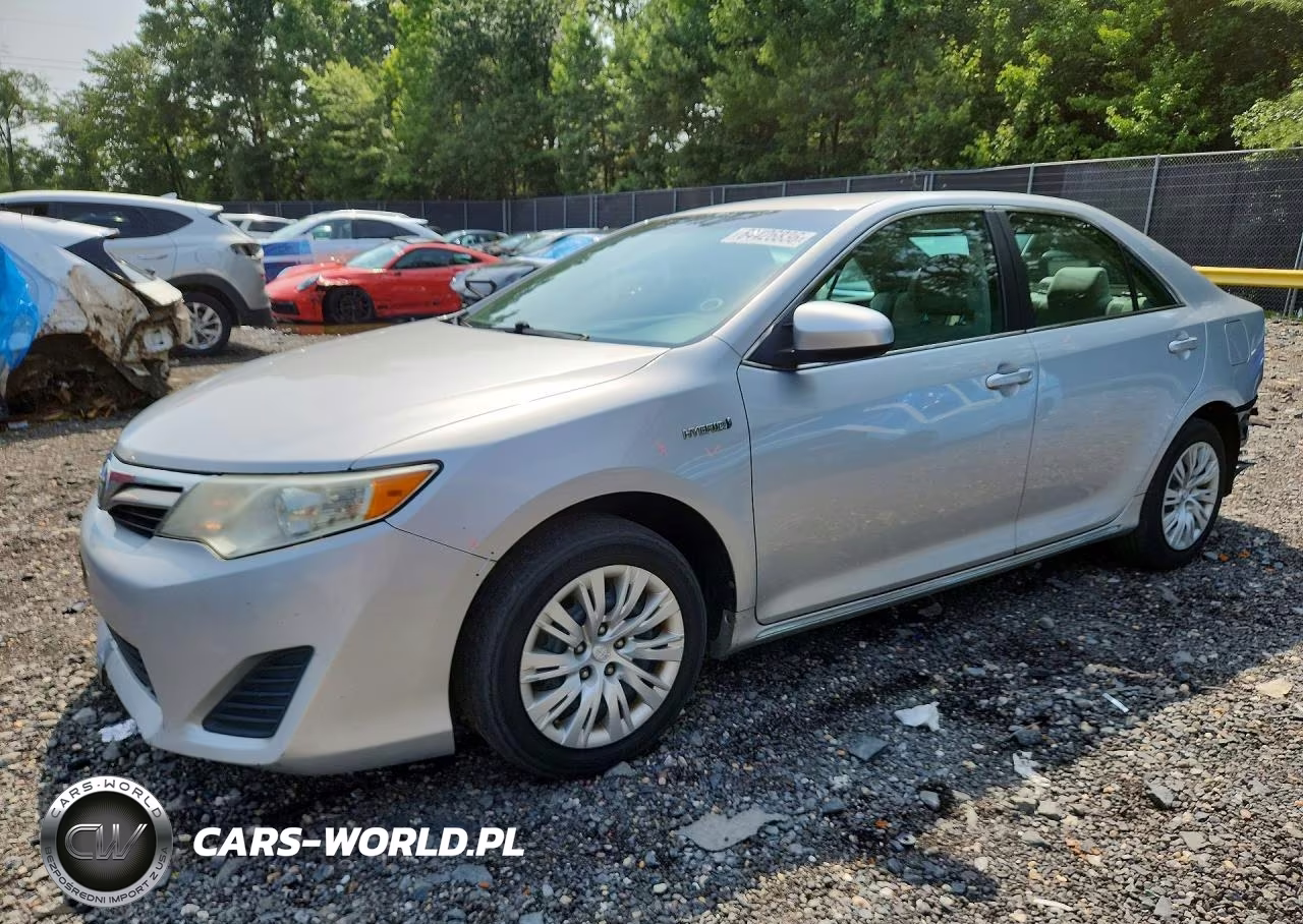 2013 Toyota Camry Hybrid Le