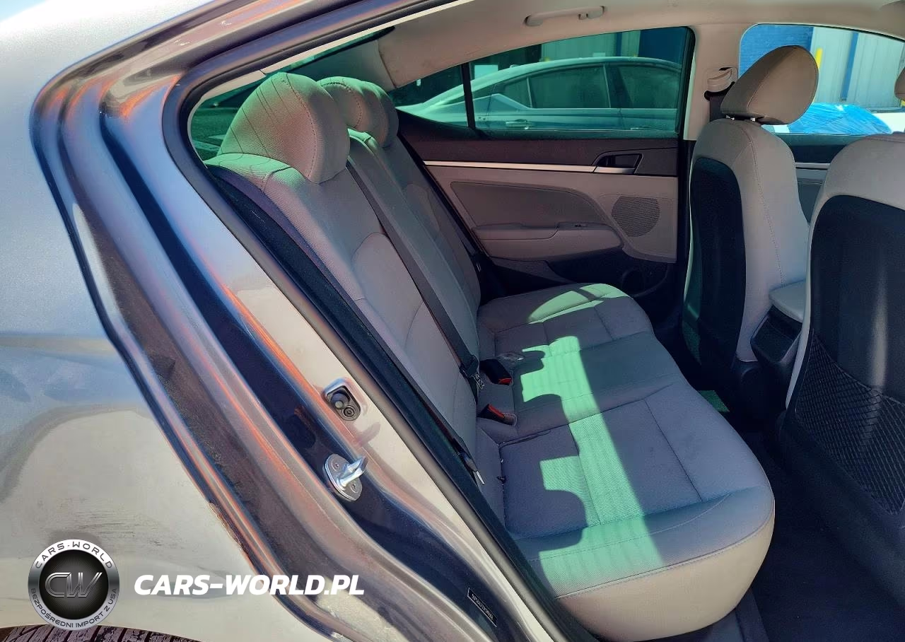 2018 Hyundai Elantra Value Edition VIN:5NPD84LF9JH346568 - 10