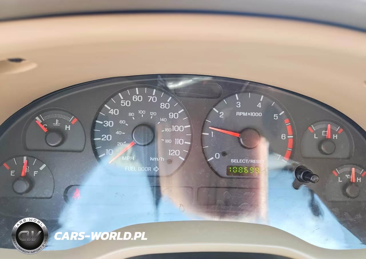 2004 Ford Mustang VIN:1FAFP40624F231668 - 9