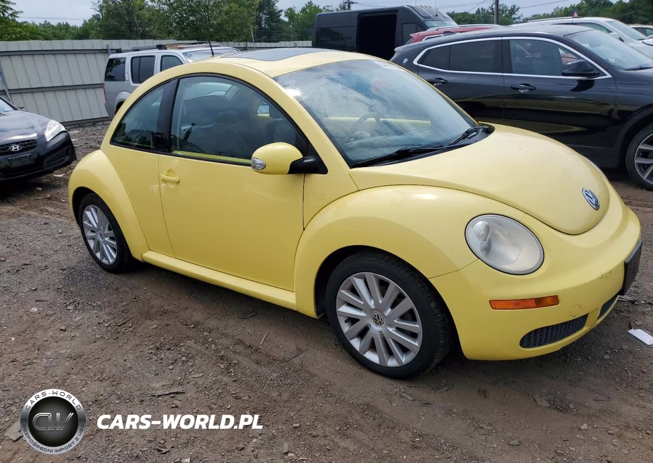 2008 Volkswagen New Beetle S VIN:3VWRG31C28M517769 - 4