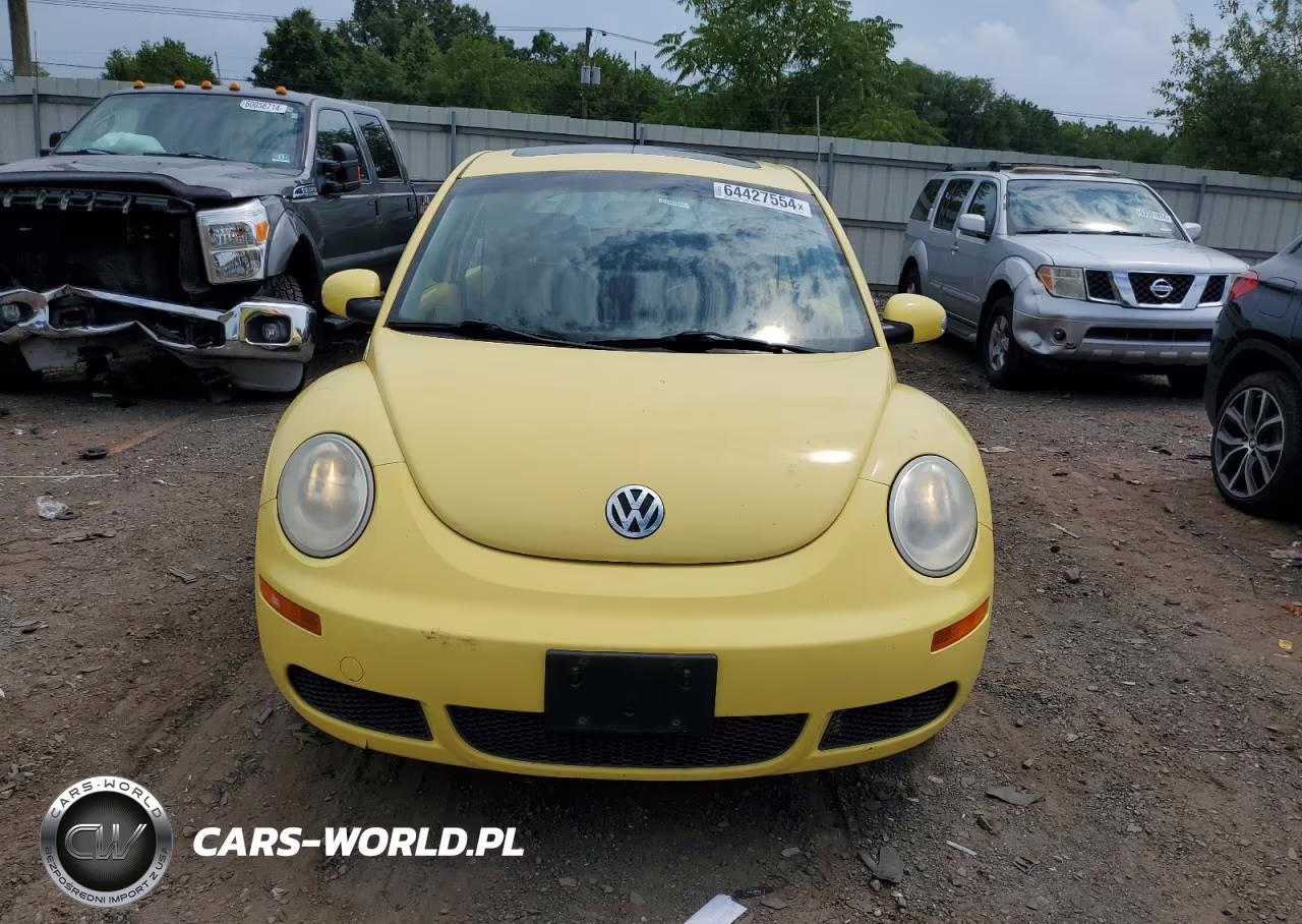 2008 Volkswagen New Beetle S VIN:3VWRG31C28M517769 - 5