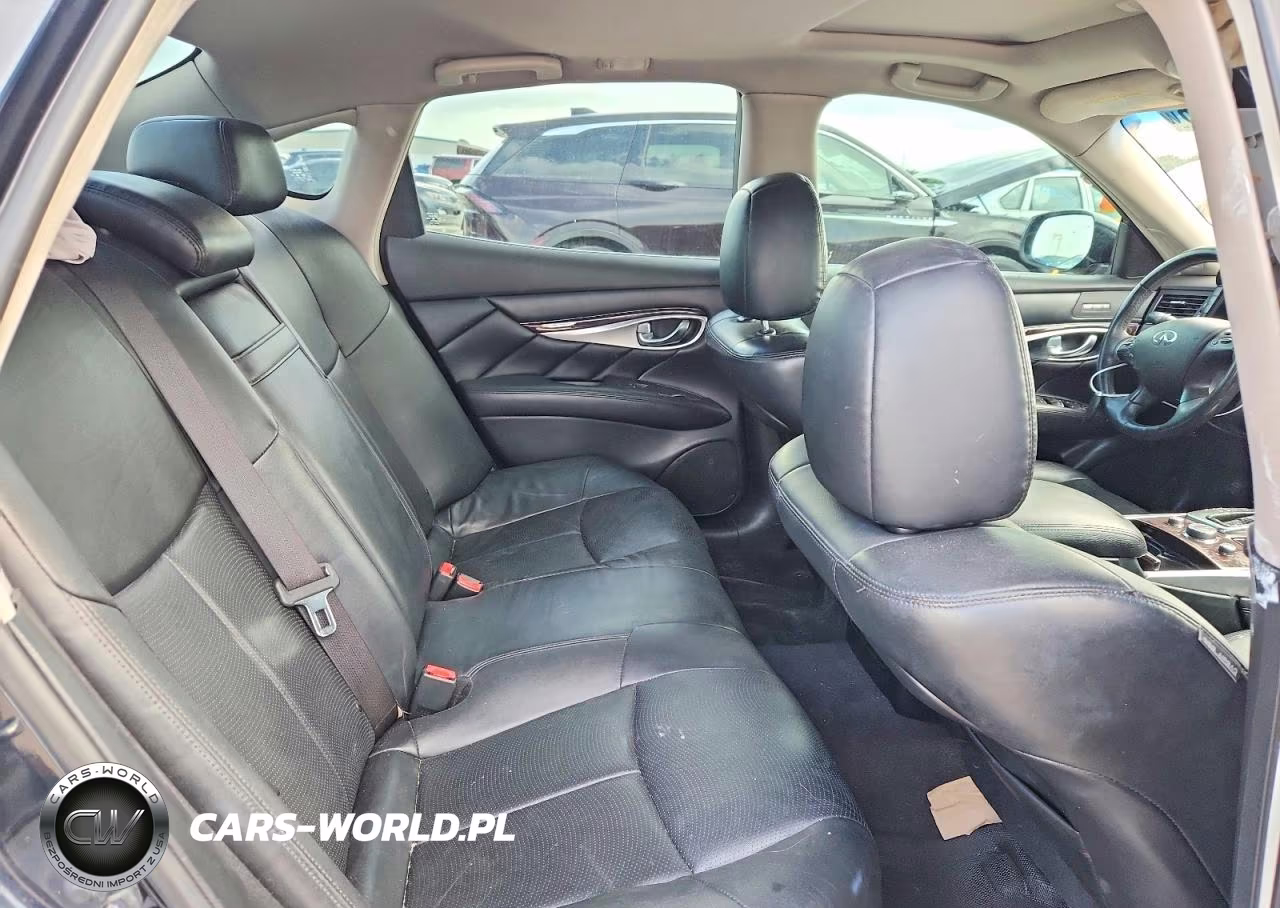 2015 Infiniti Q70 3.7 VIN:JN1BY1ARXFM562450 - 10