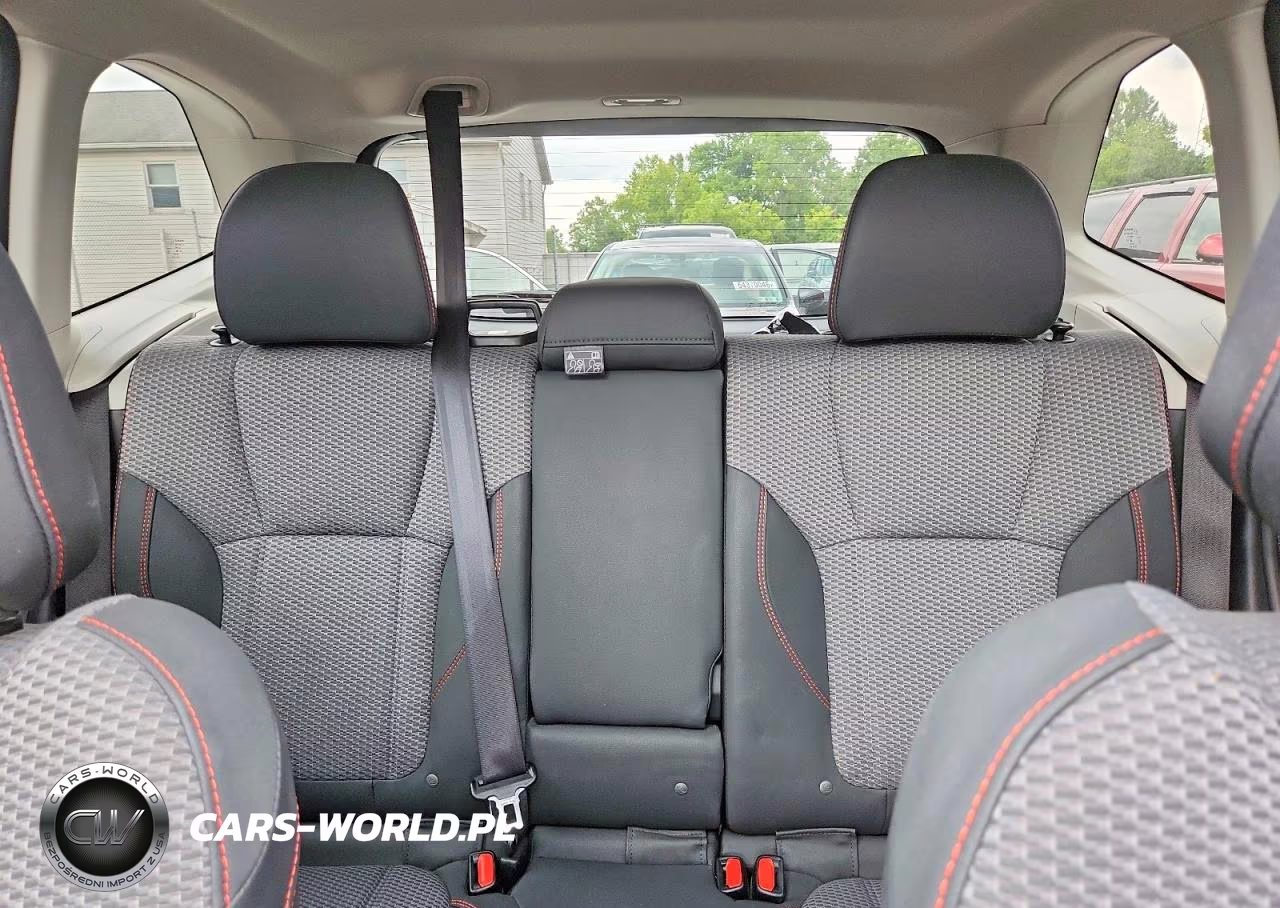 2021 Subaru Forester Sport VIN:JF2SKARC5MH531466 - 10