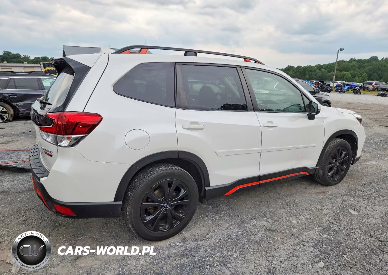 2021 Subaru Forester Sport VIN:JF2SKARC5MH531466 - 3