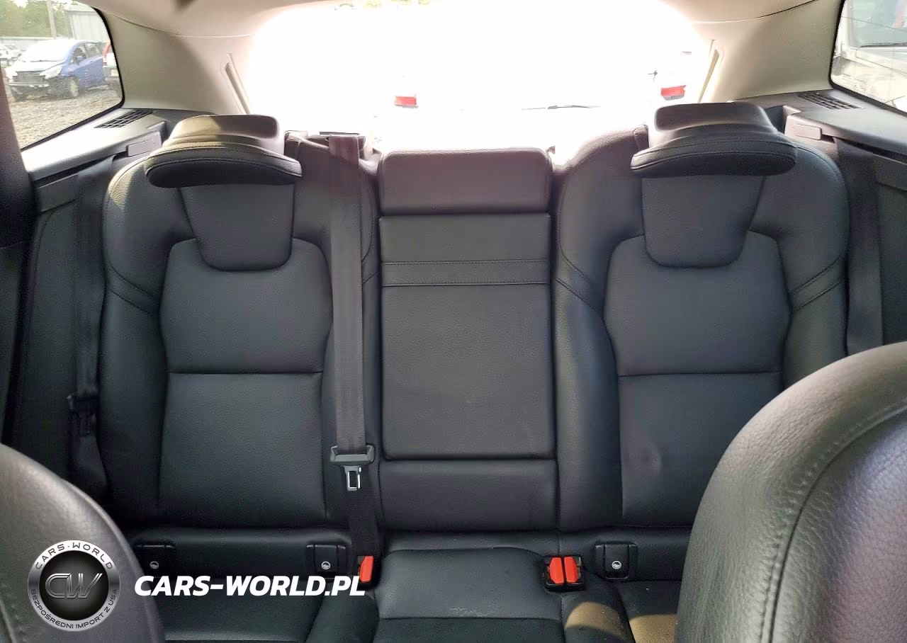 2019 Volvo Xc60 T5 VIN:LYV102RK2KB214501 - 10