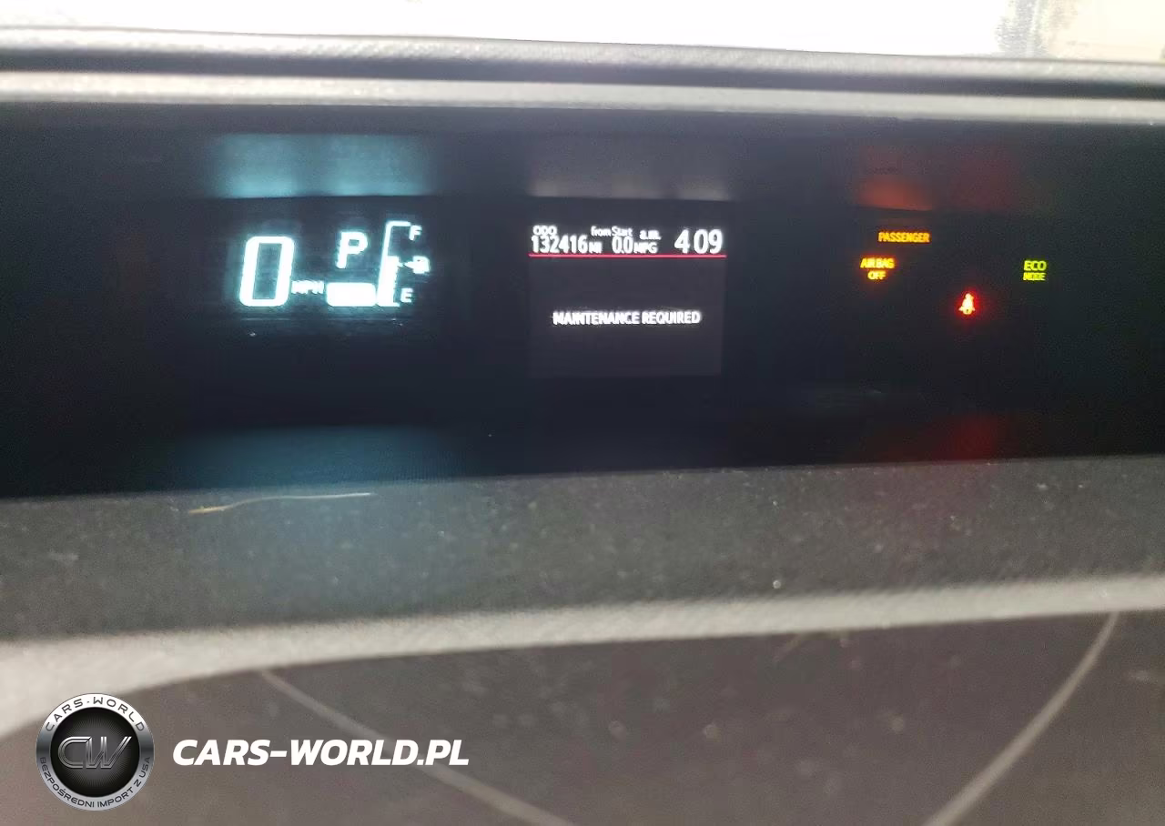2014 Toyota Prius C Four VIN:JTDKDTB30E1060660 - 9