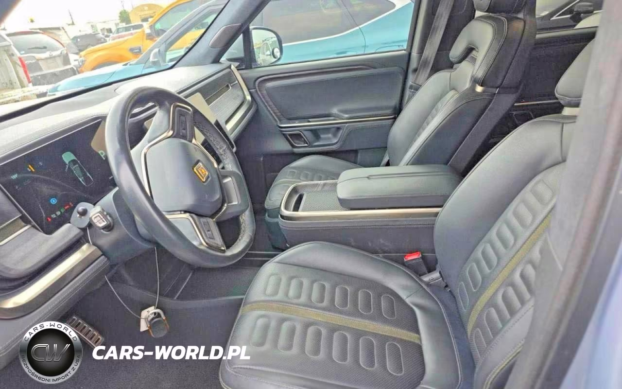 2023 Rivian R1S Adventure VIN:7PDSGABA4PN019950 - 9