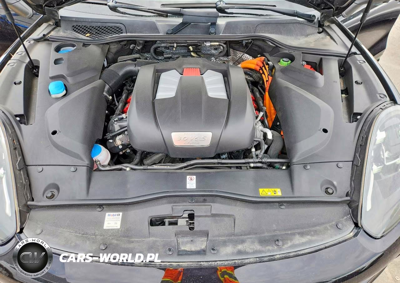 2017 Porsche Cayenne Se Hybrid Platinum VIN:WP1AE2A20HLA70625 - 11