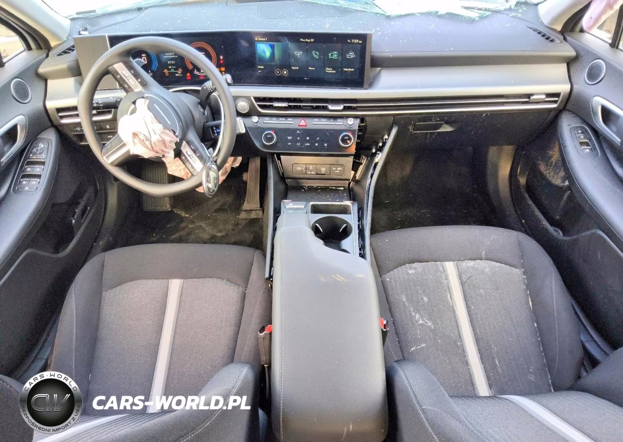 2026 Hyundai Sonata Hybrid Blue VIN:KMHL24JJ6TA163249 - 8