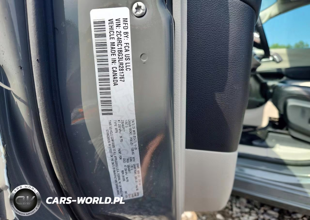 2020 Chrysler Pacifica Touring L VIN:2C4RC1BG3LR281767 - 13