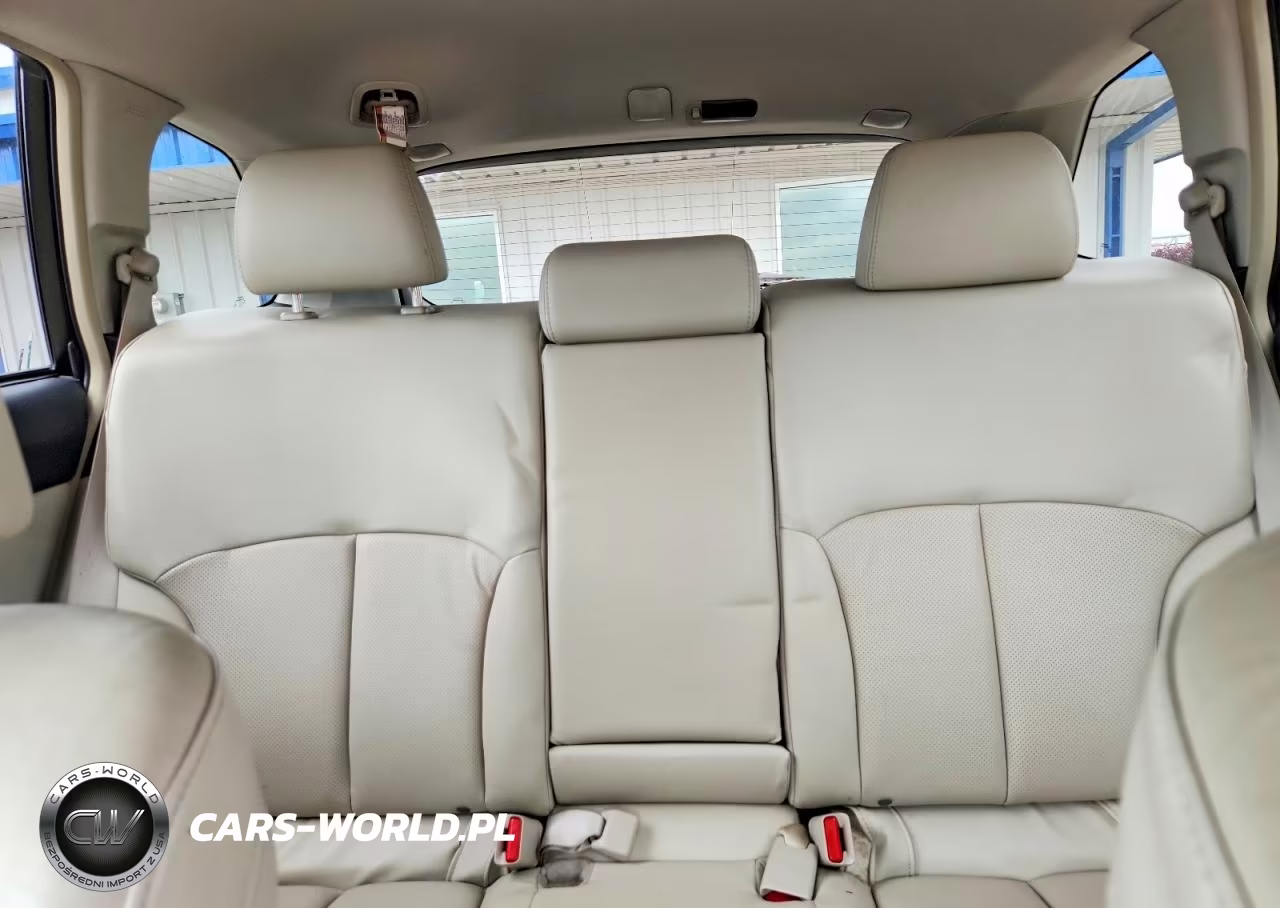 2011 Subaru Outback 2.5I Limited VIN:4S4BRBKC7B3364270 - 10