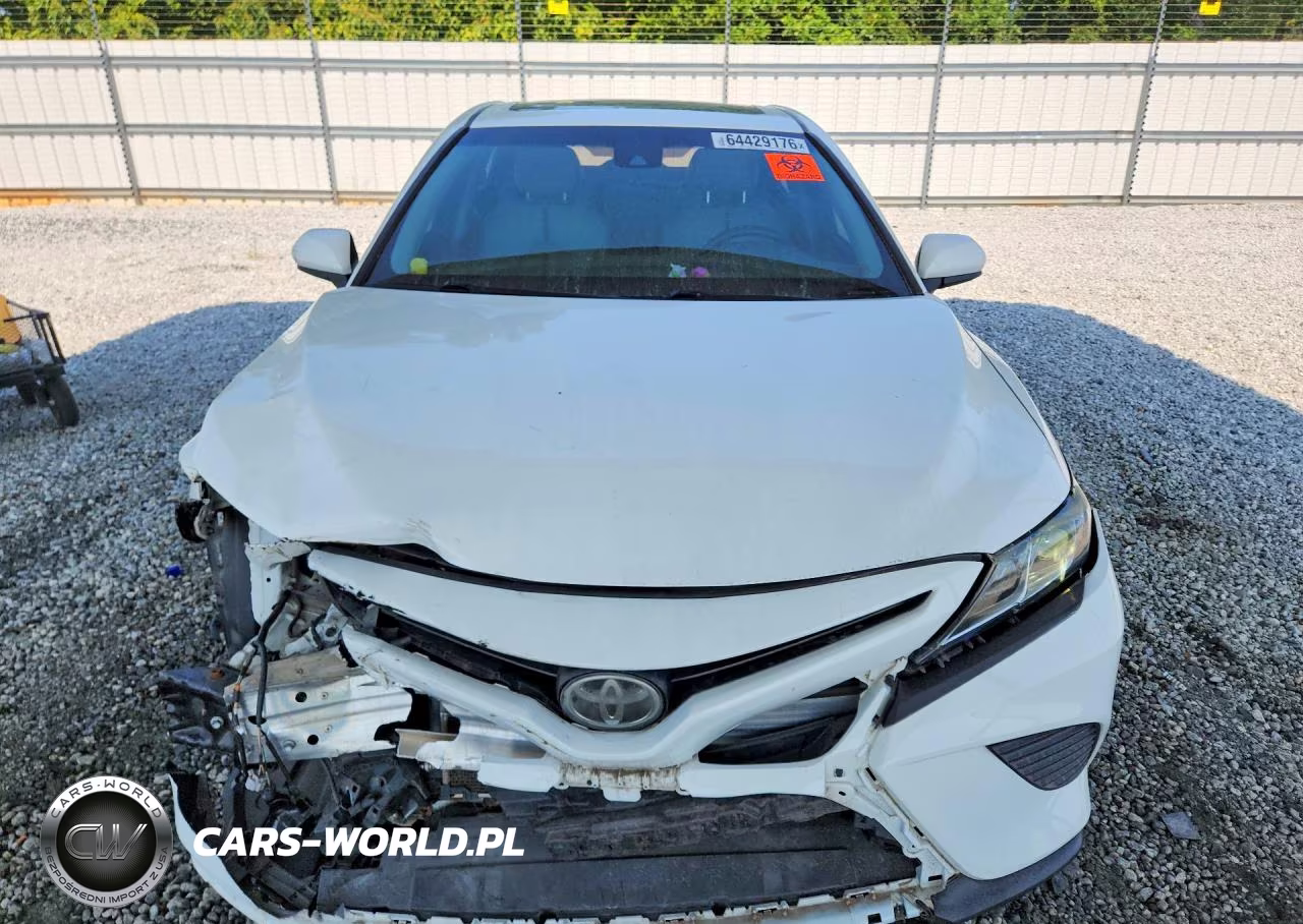 2018 Toyota Camry Se VIN:4T1B11HK1JU035136 - 5