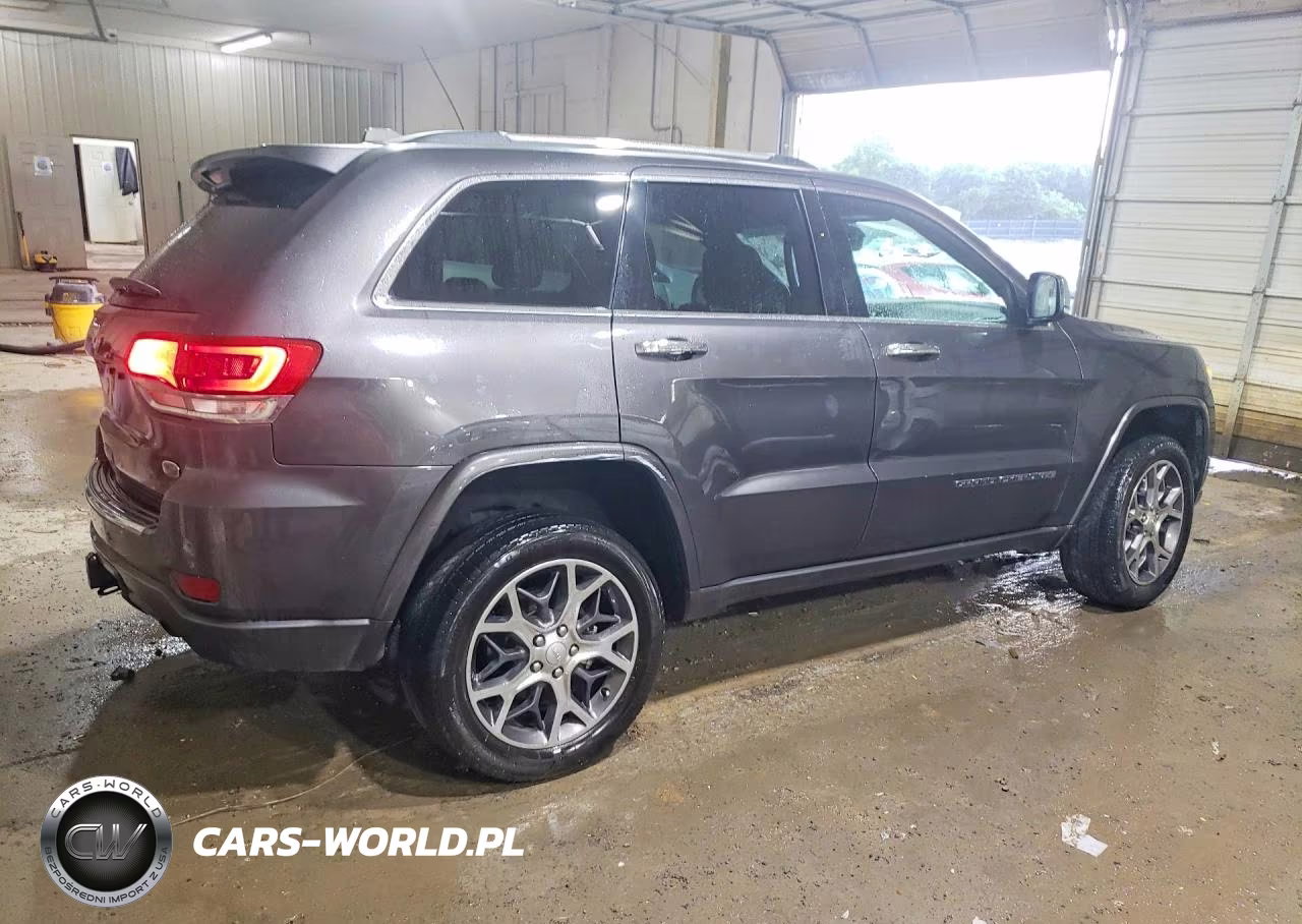 2020 Jeep Grand Cherokee Overland VIN:1C4RJFCG3LC375206 - 3