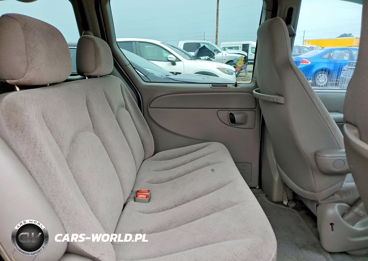 2003 Chrysler Town & Country Lx VIN:2C4GP44363R213406 - 11