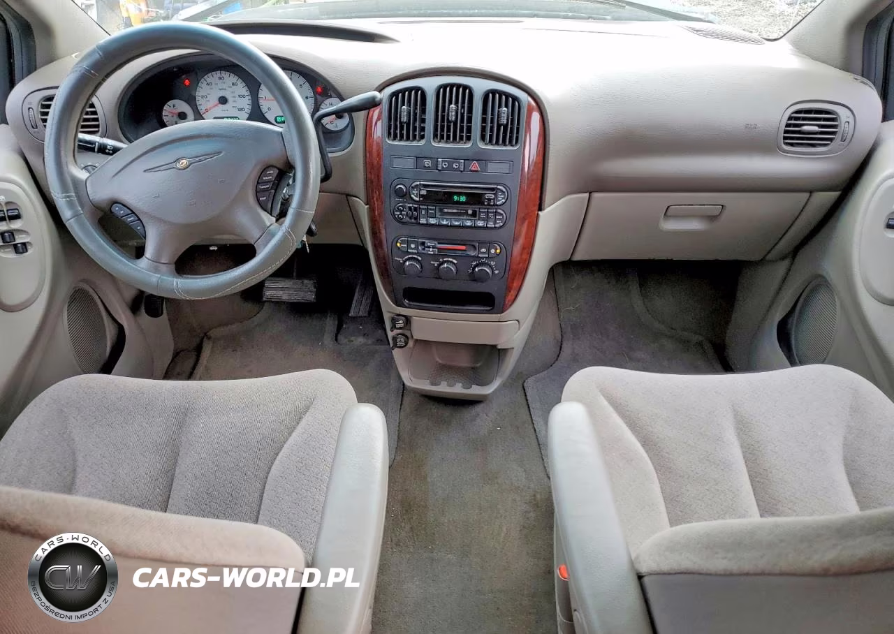 2003 Chrysler Town & Country Lx VIN:2C4GP44363R213406 - 8