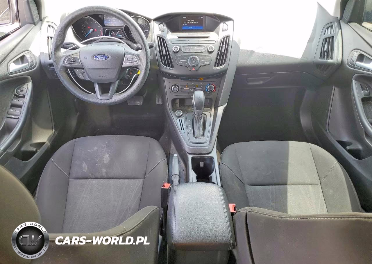 2017 Ford Focus Se VIN:1FADP3K24HL285329 - 8