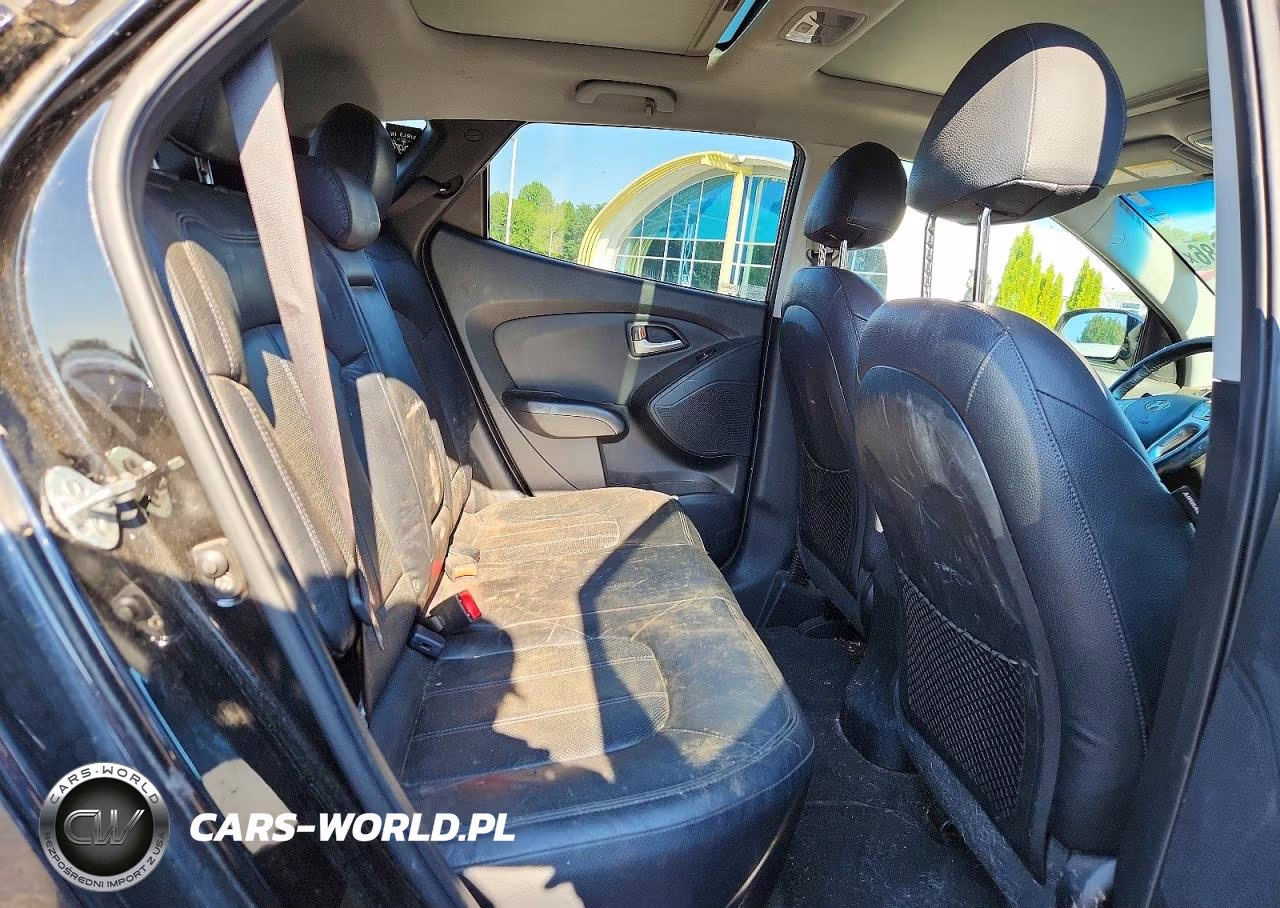 2012 Hyundai Tucson Limited VIN:KM8JUCAC2CU380681 - 11