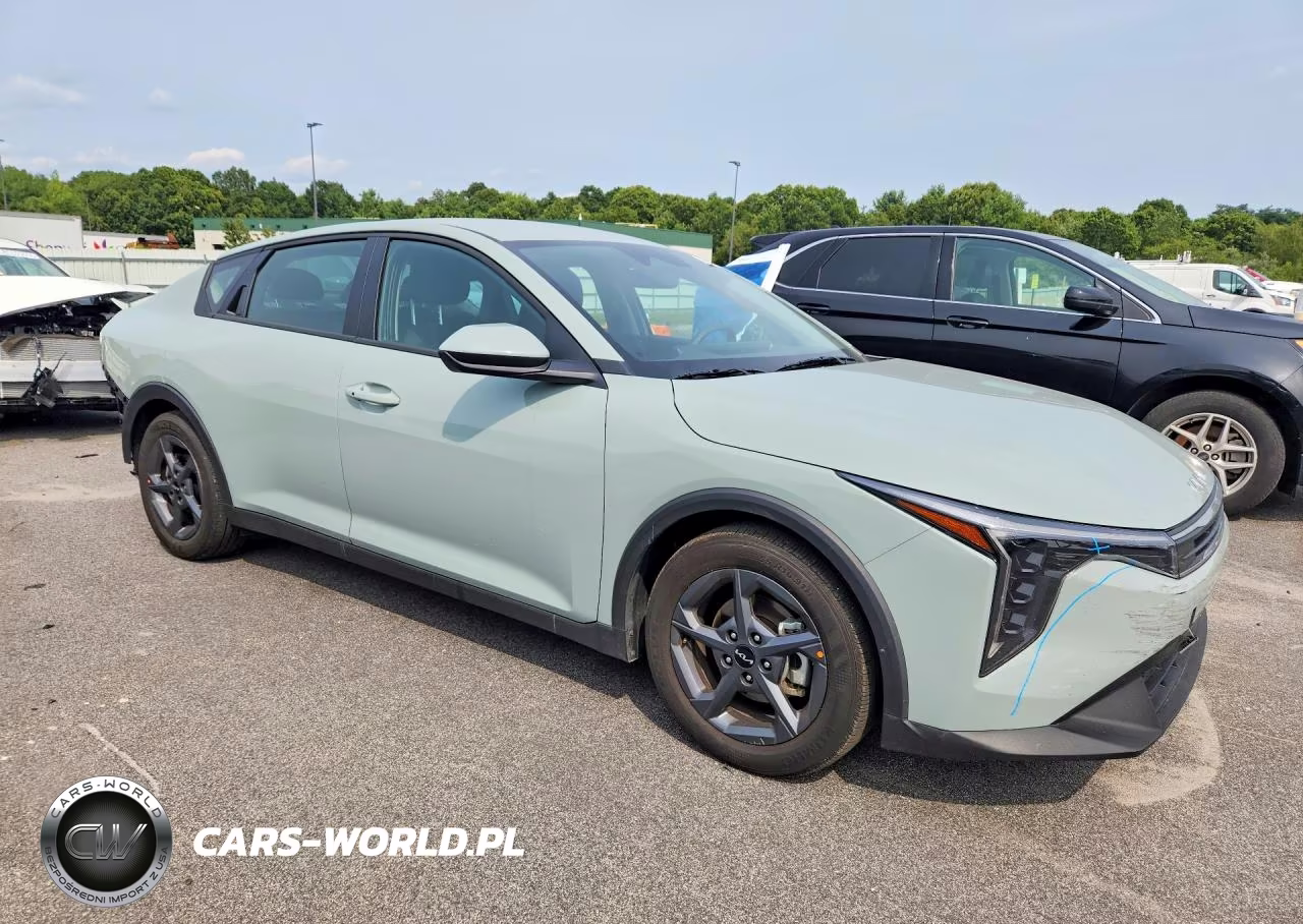 2026 Kia K4 Lxs VIN:3KPFT4DEXTE252526 - 4