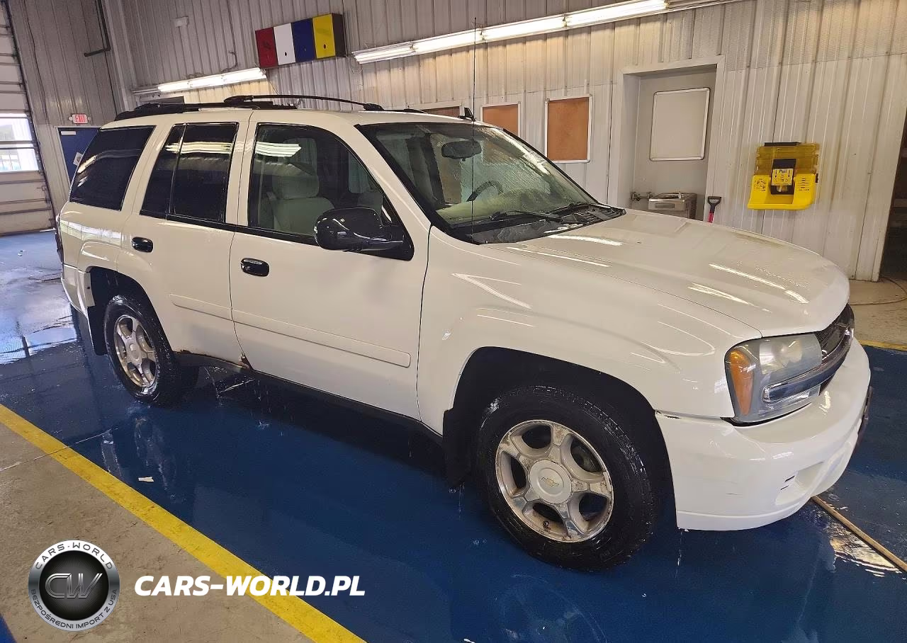 2007 Chevrolet Trailblazer Ls VIN:1GNDT13S072243664 - 4