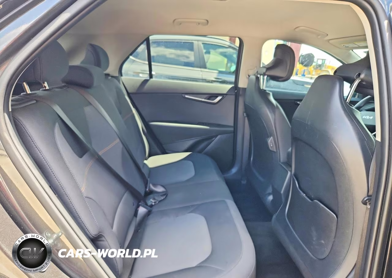 2026 Kia Niro Lx VIN:KNDCP3LE1T5346700 - 10