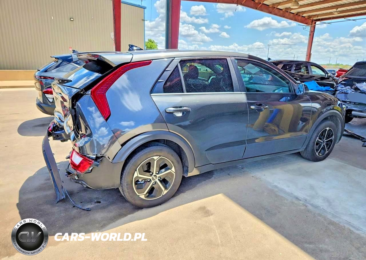 2026 Kia Niro Lx VIN:KNDCP3LE1T5346700 - 3