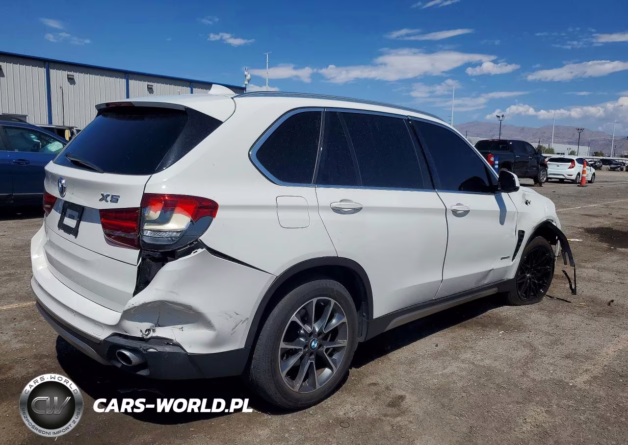 2017 BMW X5 Sdrive35I VIN:5UXKR2C3XH0U23128 - 3