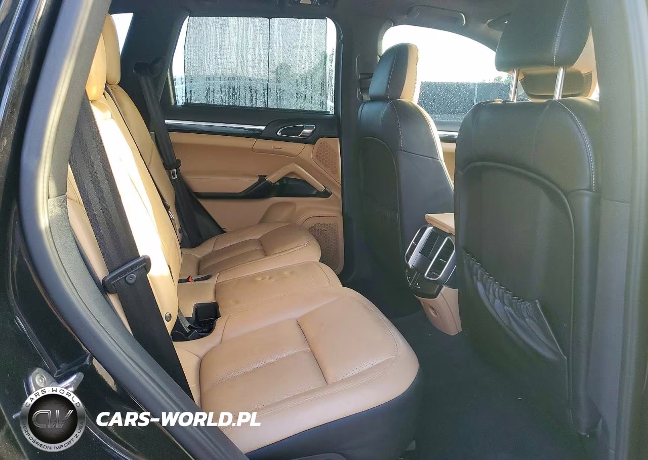 2016 Porsche Cayenne Se Hybrid VIN:WP1AE2A24GLA16551 - 11