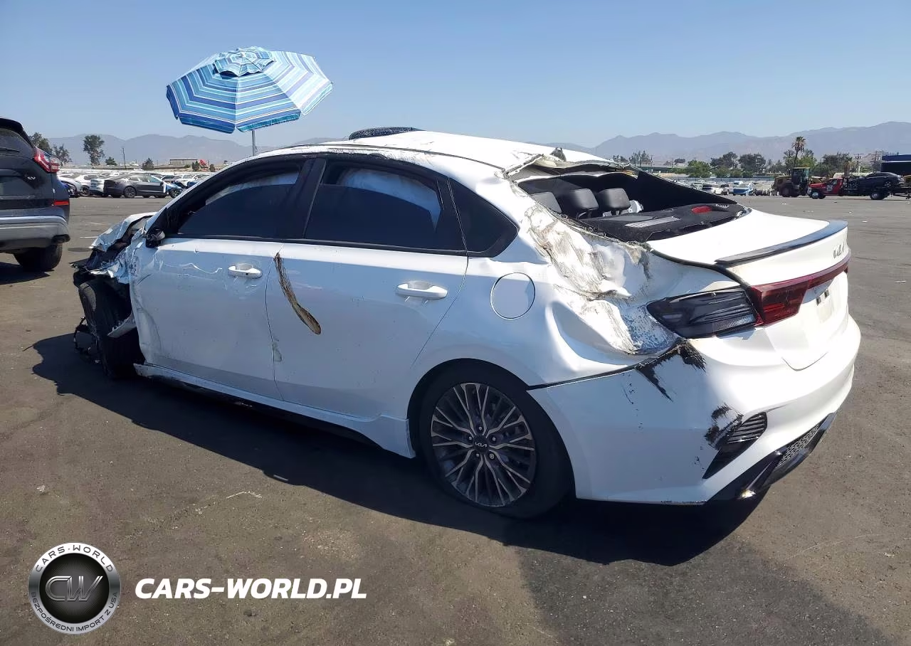 2023 Kia Forte Gt Line VIN:3KPF54AD9PE633814 - 2