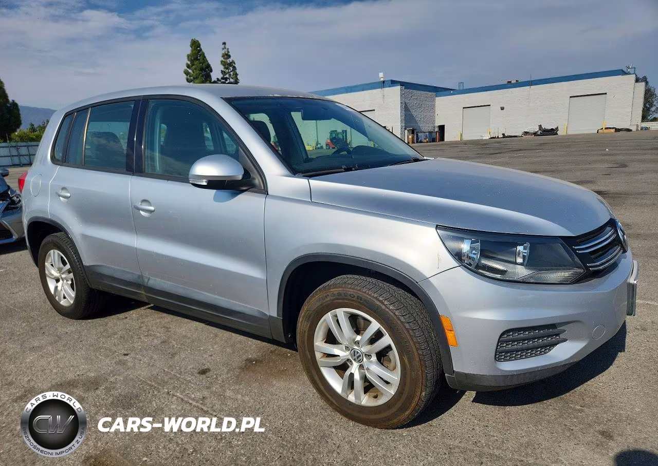 2013 Volkswagen Tiguan S VIN:WVGAV3AX4DW606578 - 4