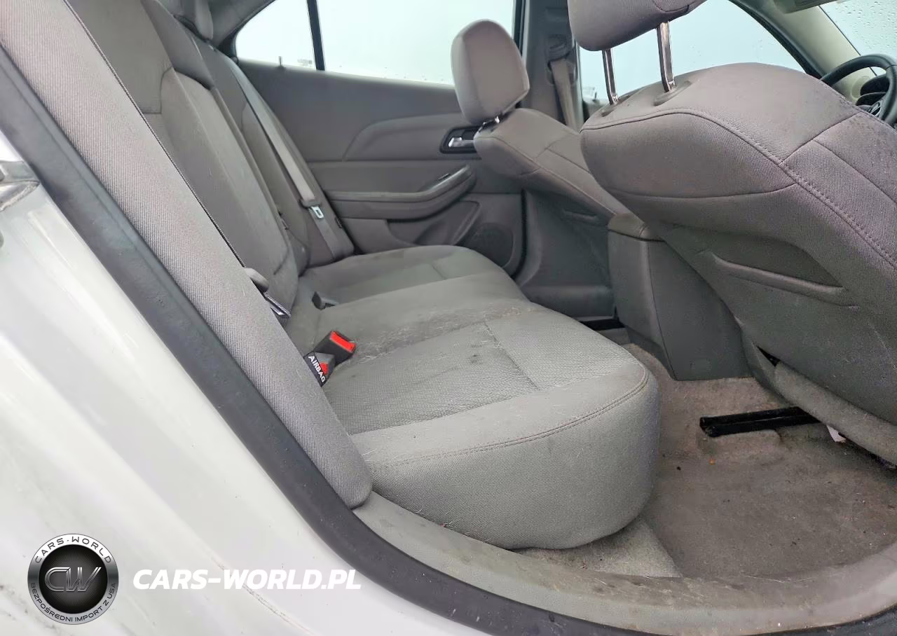 2014 Chevrolet Malibu Ls VIN:1G11B5SL7EF143740 - 10