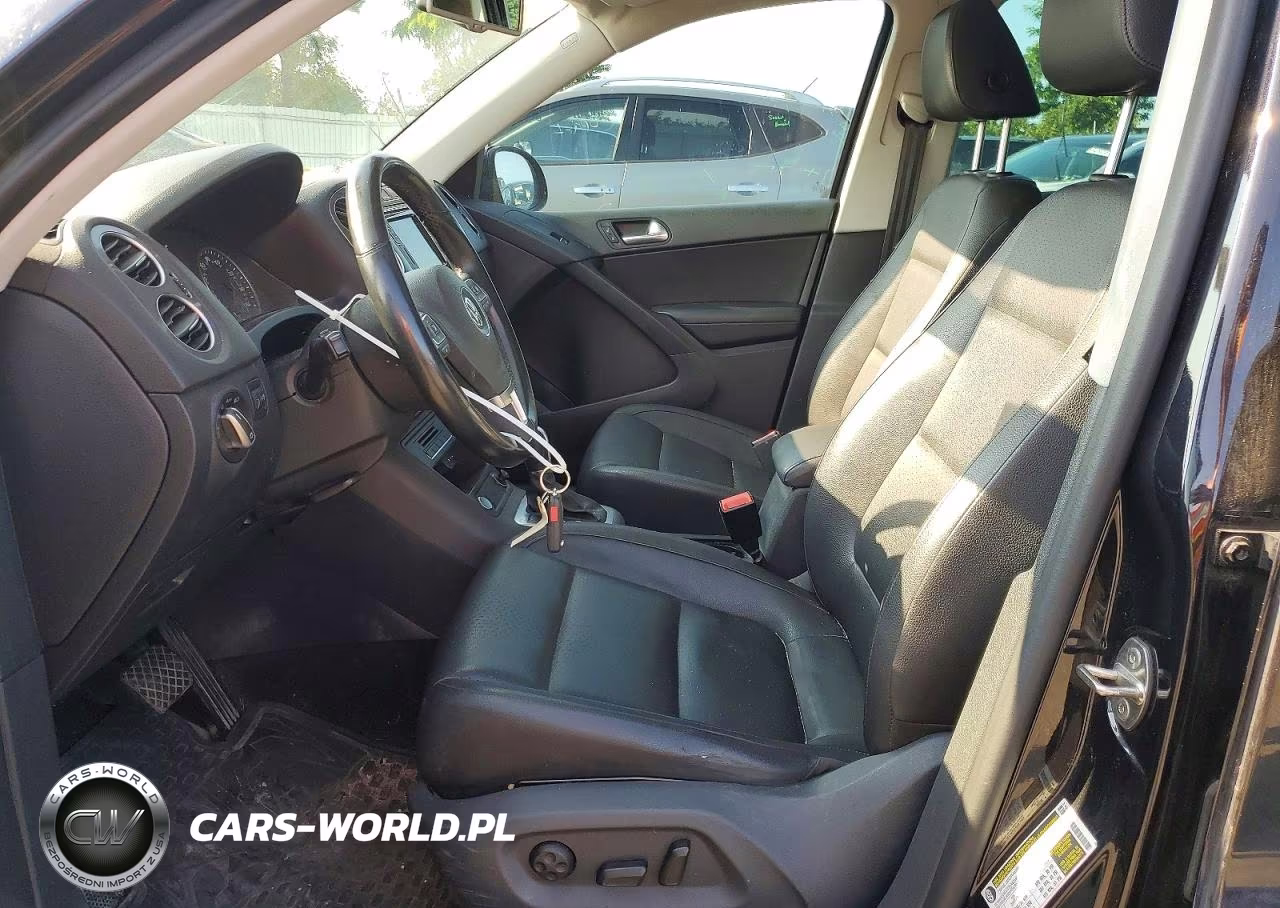 2016 Volkswagen Tiguan S VIN:WVGBV7AX0GW515176 - 7