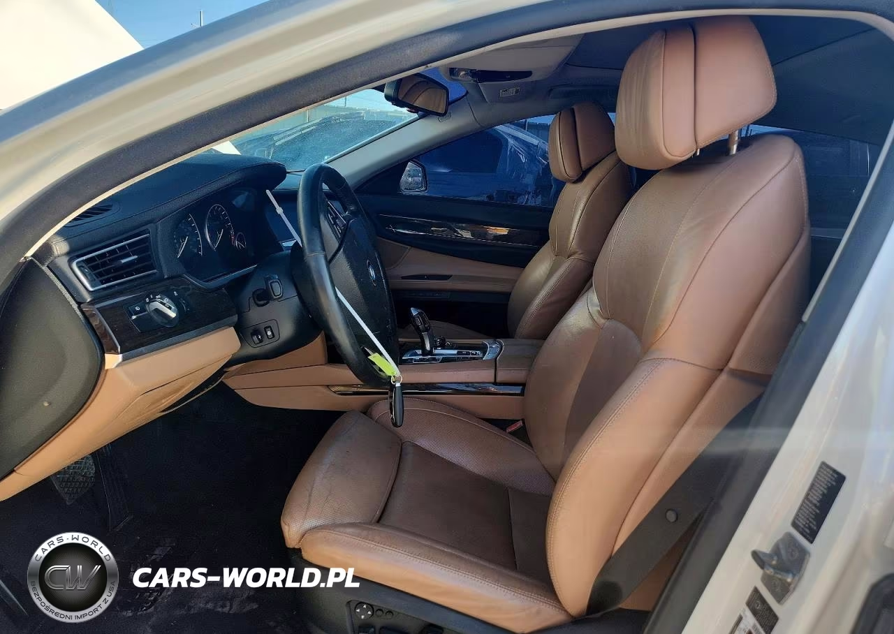 2010 BMW 750 Li xDrive VIN:WBAKC8C5XAC430847 - 7