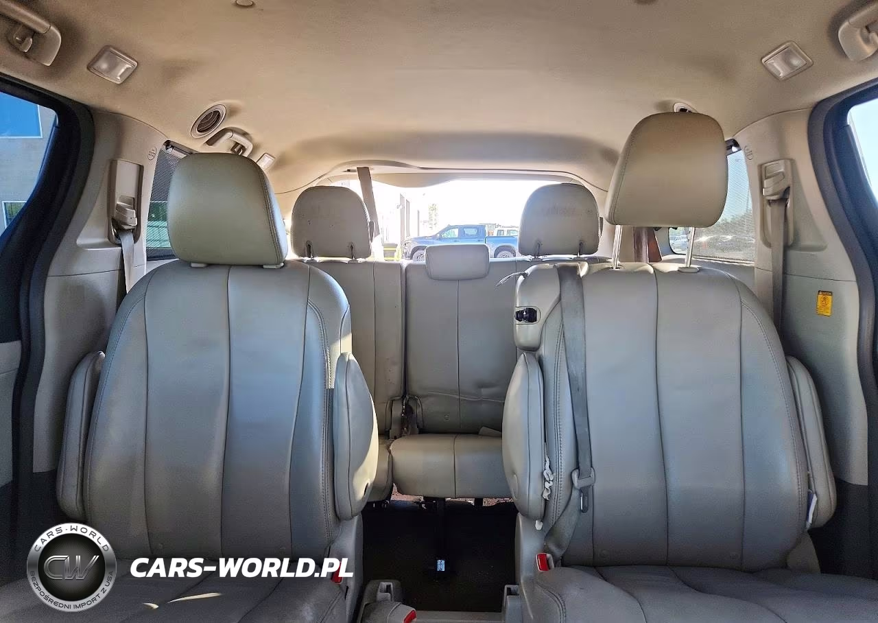2013 Toyota Sienna Xle 8-Passenger VIN:5TDYK3DC6DS299273 - 10
