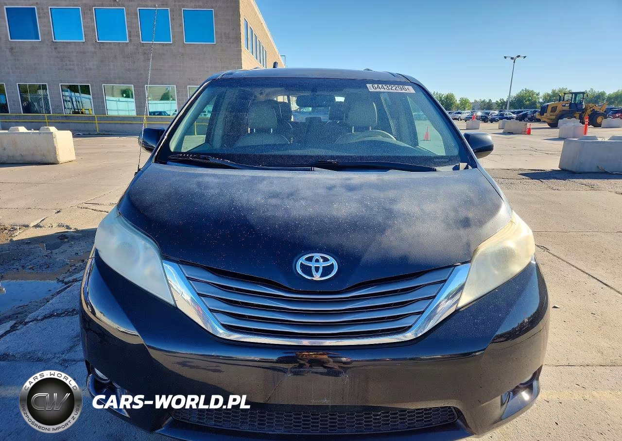 2013 Toyota Sienna Xle 8-Passenger VIN:5TDYK3DC6DS299273 - 5