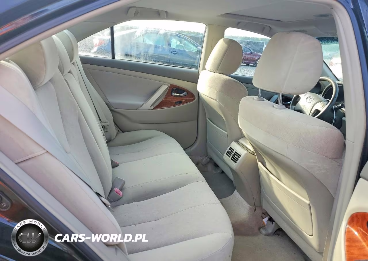 2011 Toyota Camry Xle VIN:4T1BF3EK4BU136755 - 10