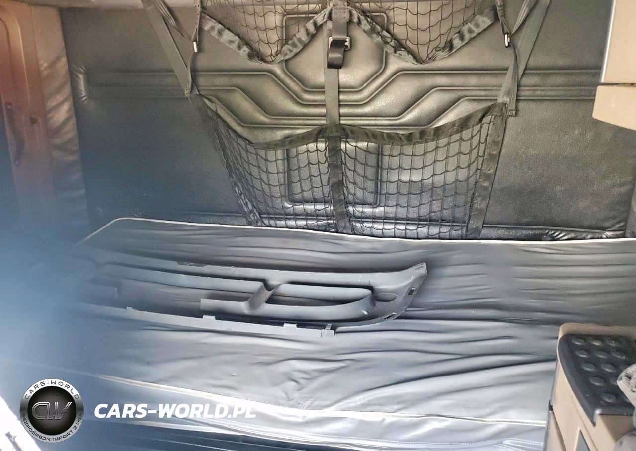 2012 Freightliner Cascadia 125 VIN:1FUJGLDR6CSBT4073 - 10