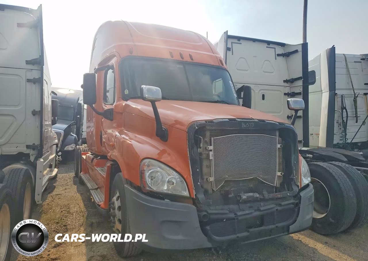 2012 Freightliner Cascadia 125 VIN:1FUJGLDR6CSBT4073 - 4