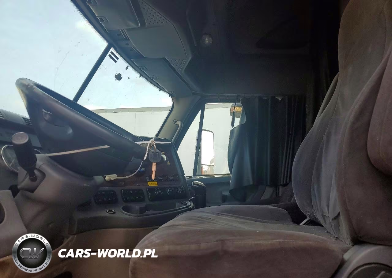 2012 Freightliner Cascadia 125 VIN:1FUJGLDR6CSBT4073 - 7