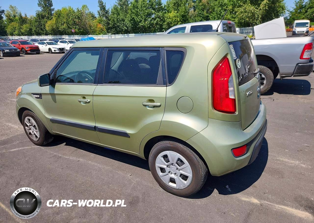 2012 Kia Soul Base VIN:KNDJT2A53C7354317 - 2